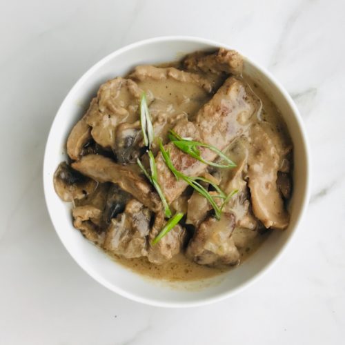 Beef stroganoff with broccoli