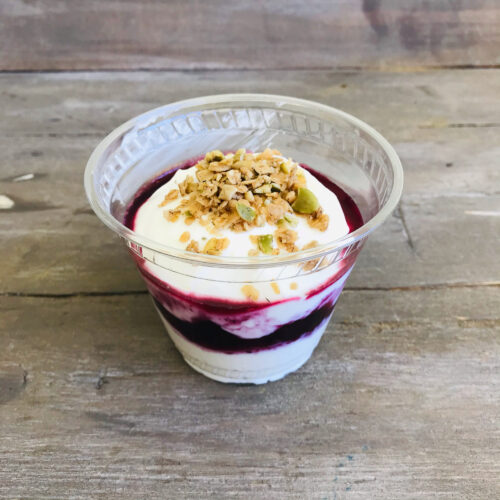 Berry granola yogurt parfait