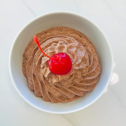 chocolate cherry chia pudding