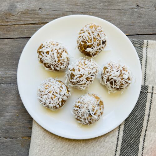 Coconut chocolate protein truffles (6)