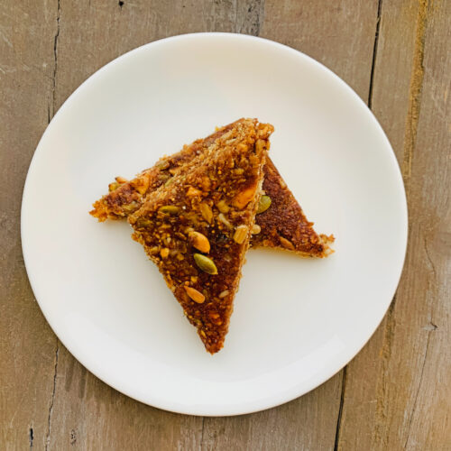 Granola Triangles: salted pretzel