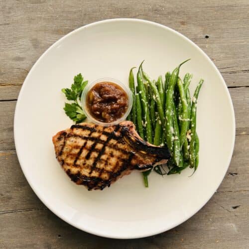 Pork chop with creamy braised green bean