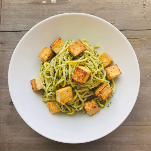 Tofu scampi with pesto pasta