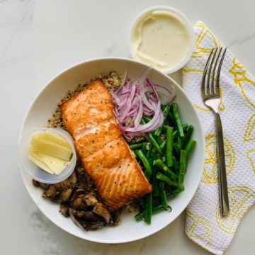 Salmon Quinoa bowl