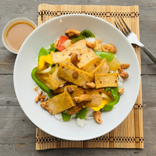 Vegan/Vegetarian: Tofu stir fry with peanut sauce