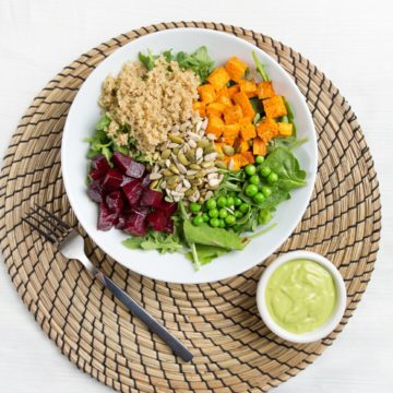 Salad: Super salad with avocado dressing-chicken