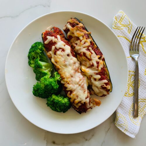 Vegetarian: stuffed zucchini