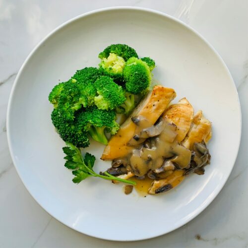 chicken marsala with broccoli